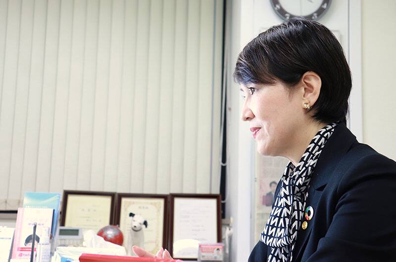 さくら幸子探偵社姉崎氏