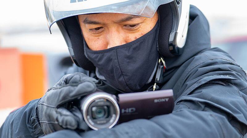 バイク調査員出身 若梅探偵